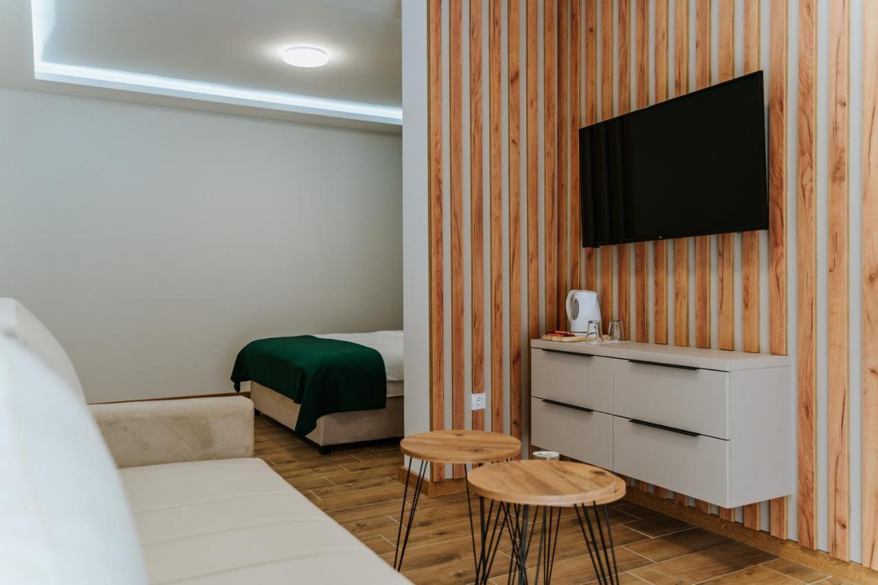 Vila K2 Vrdnik Luaran gambar