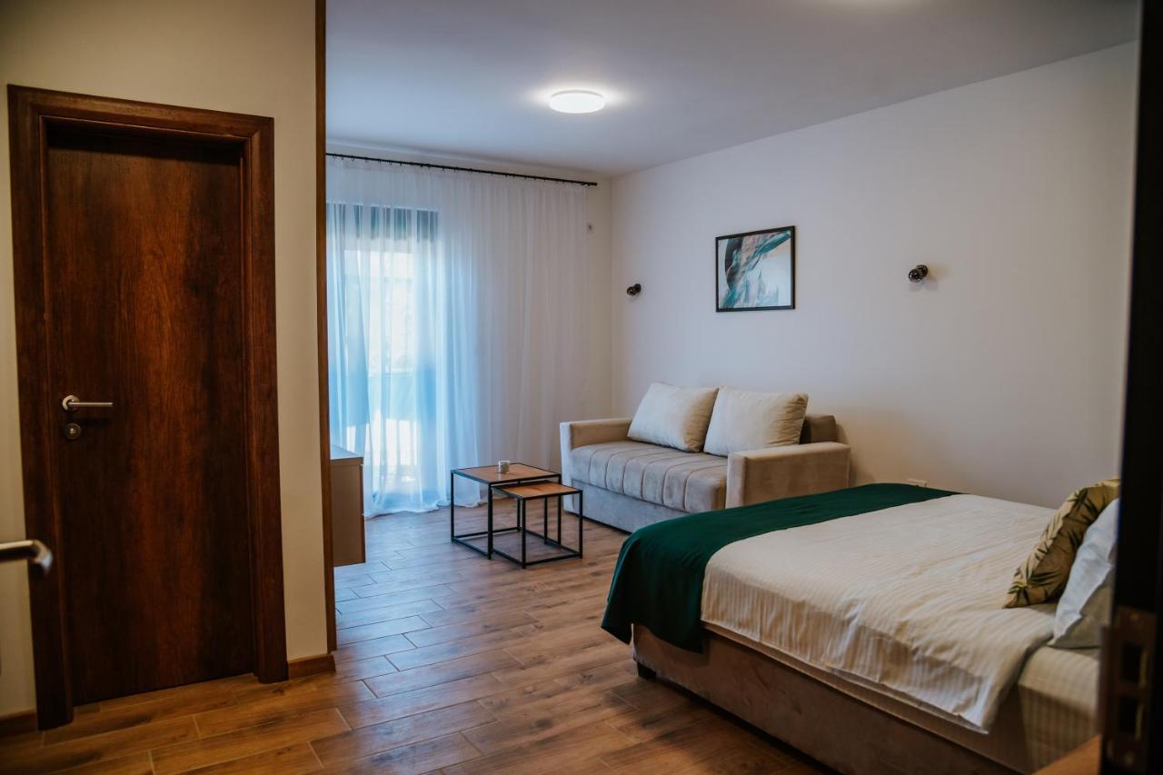 Vila K2 Vrdnik Luaran gambar