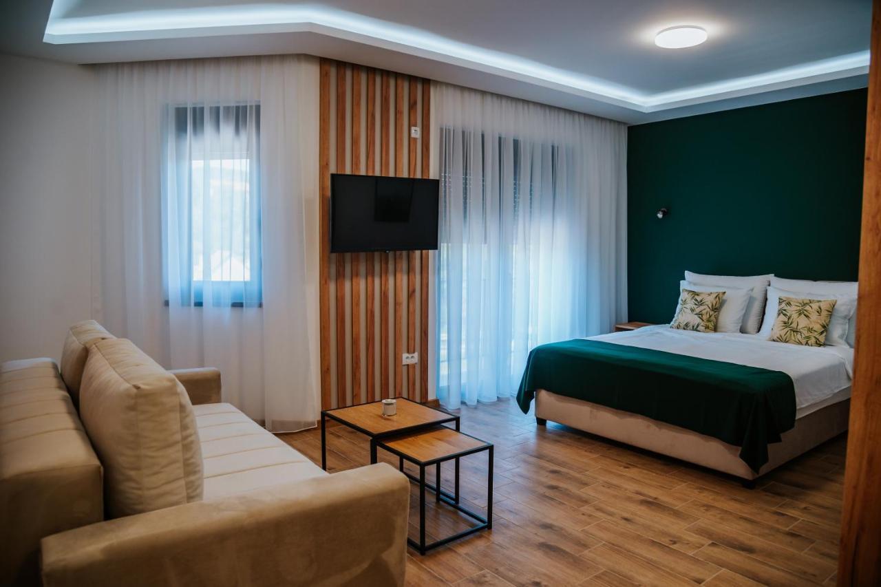 Vila K2 Vrdnik Luaran gambar